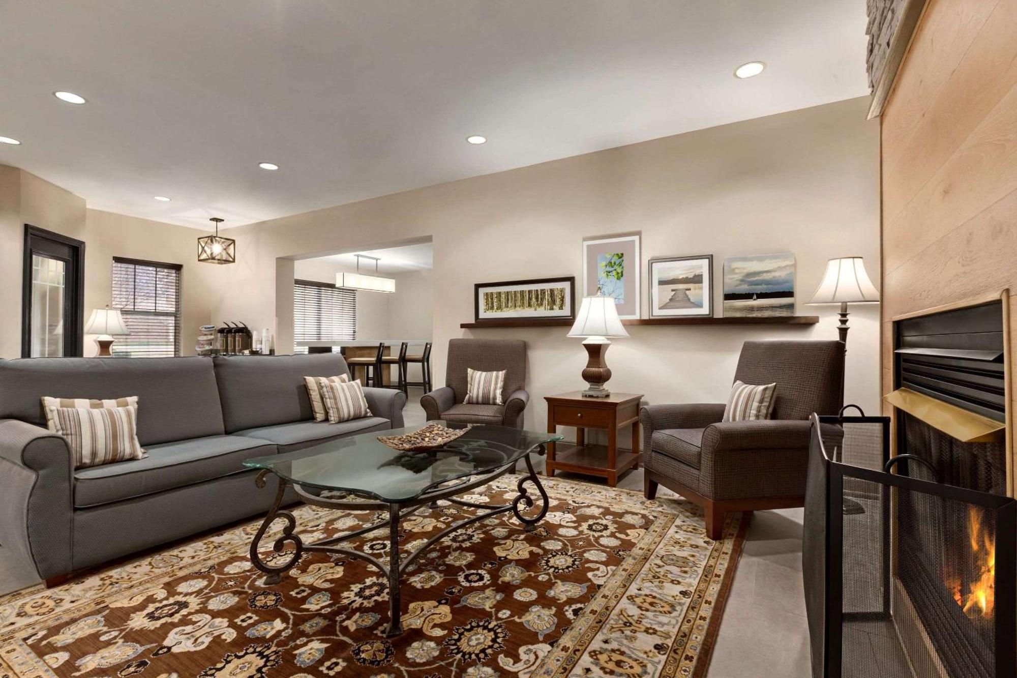 Country Inn & Suites By Radisson, Dalton, Ga Esterno foto